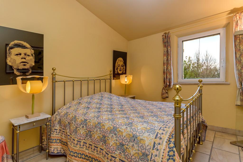 Lou Granos Bed & Breakfast Gordes Eksteriør bilde